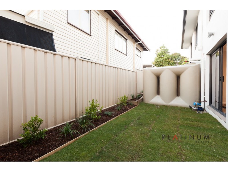 19 Ward Street, Southport QLD 4215