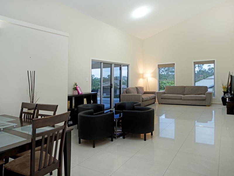 2 Southern Lights Drive, Upper Coomera QLD 4209