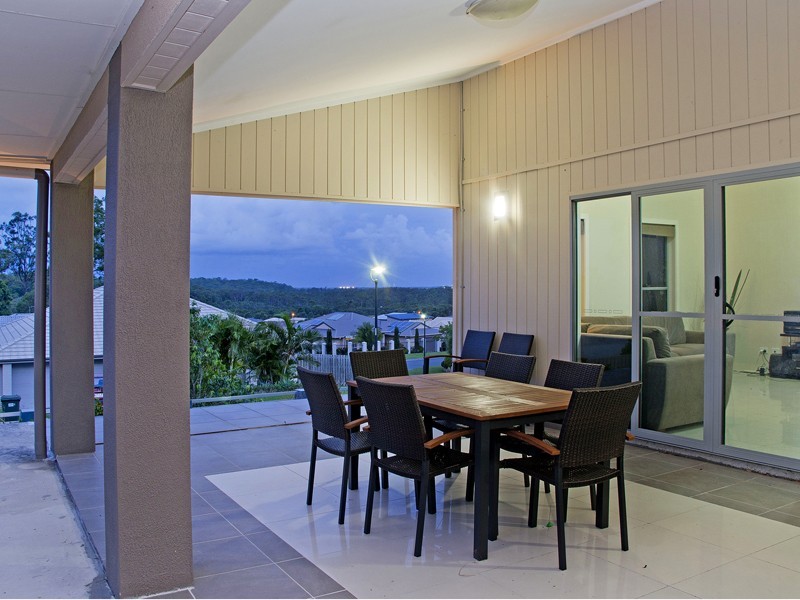 2 Southern Lights Drive, Upper Coomera QLD 4209