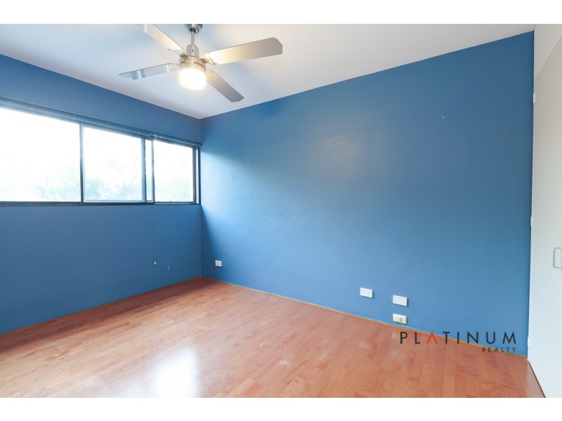 1-28 Rudd Street, Broadbeach Waters QLD 4218