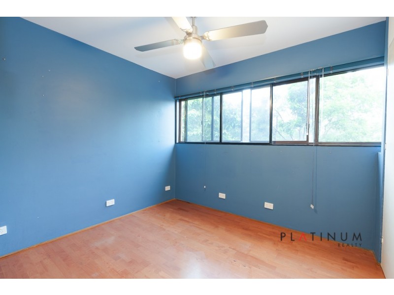 1-28 Rudd Street, Broadbeach Waters QLD 4218
