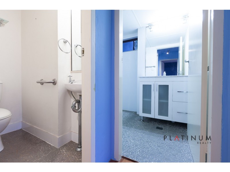 1-28 Rudd Street, Broadbeach Waters QLD 4218