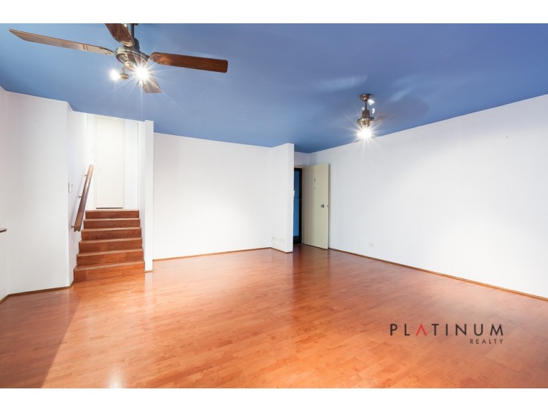 1-28 Rudd Street, Broadbeach Waters QLD 4218