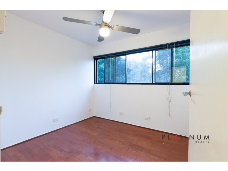 1-28 Rudd Street, Broadbeach Waters QLD 4218