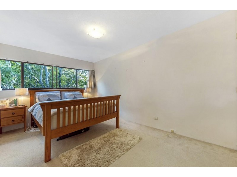 Broadbeach Waters QLD 4218