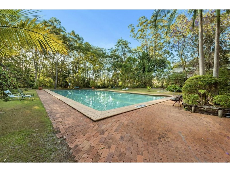 Broadbeach Waters QLD 4218