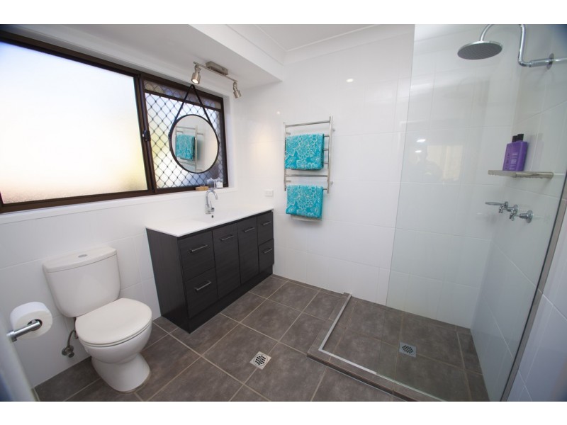 15 Glen Iris, Robina QLD 4226