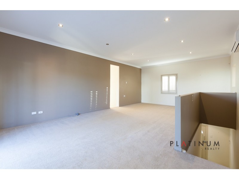 2/42 Messines Crescent, Miami QLD 4220