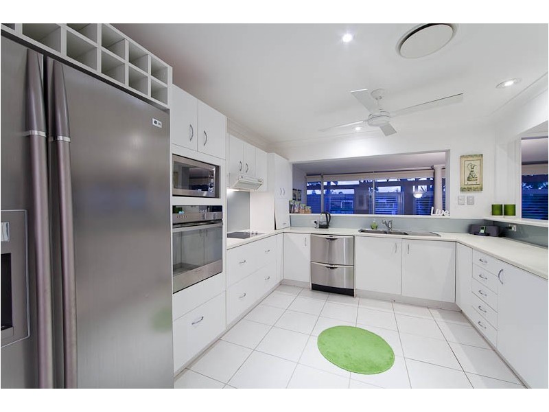 Broadbeach Waters QLD 4218