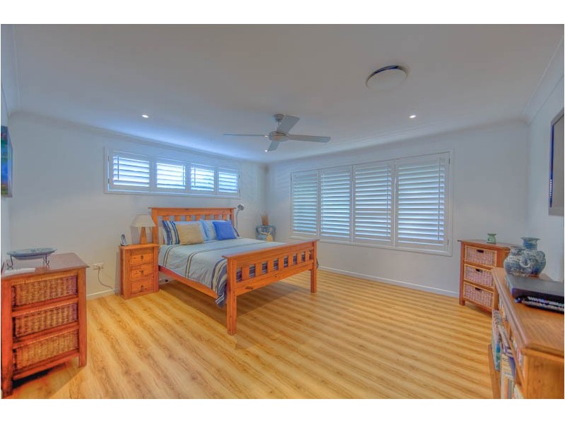 Broadbeach Waters QLD 4218