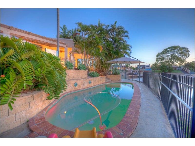 Broadbeach Waters QLD 4218