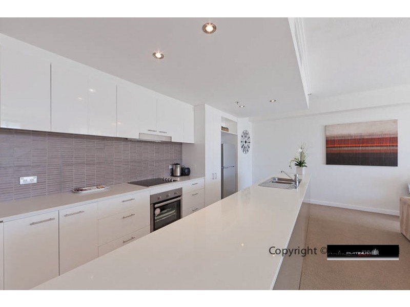Broadbeach Waters QLD 4218