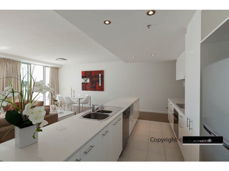 Broadbeach Waters QLD 4218