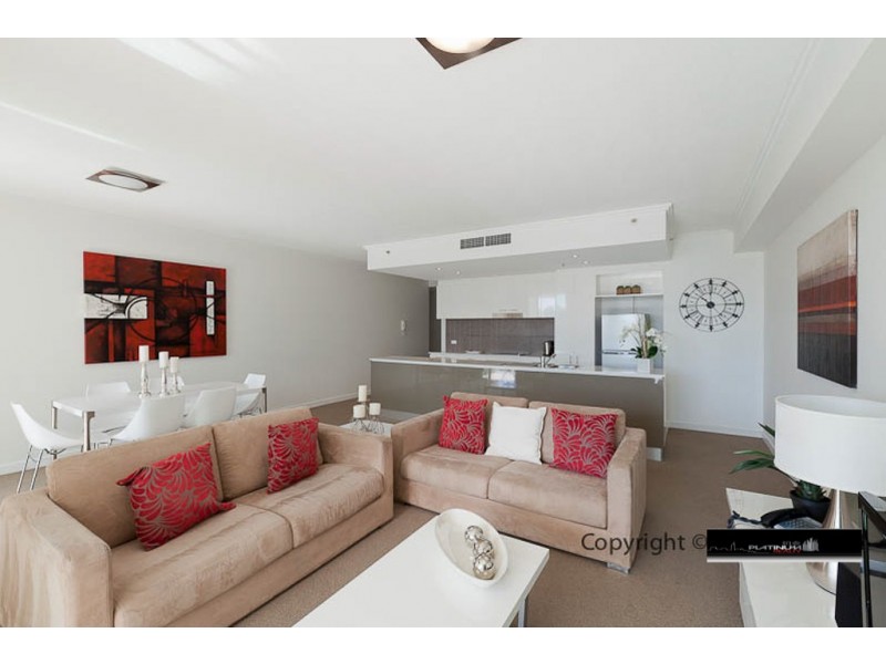 Broadbeach Waters QLD 4218
