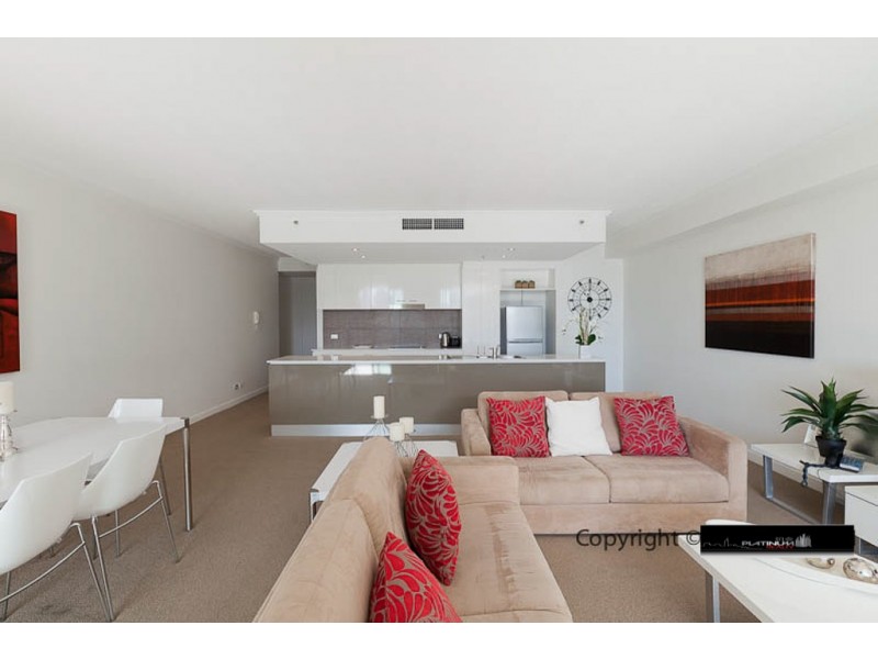 Broadbeach Waters QLD 4218