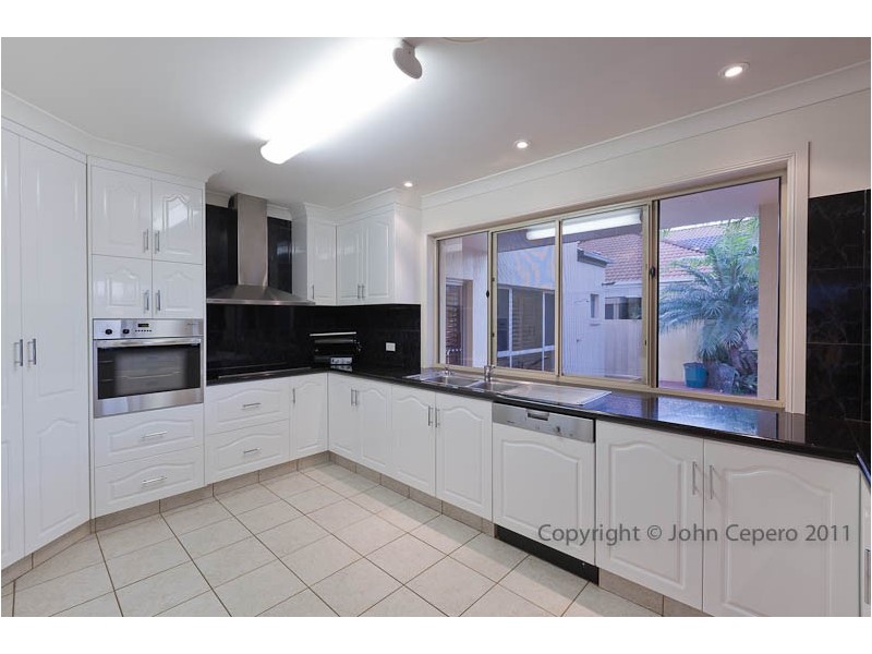 Clear Island Waters QLD 4226