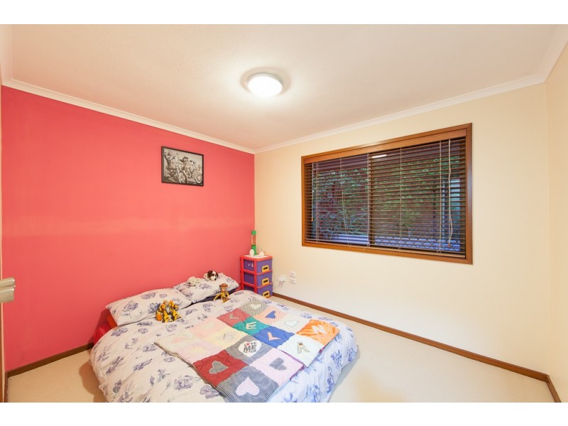 5 Giro Place, Ashmore QLD 4214