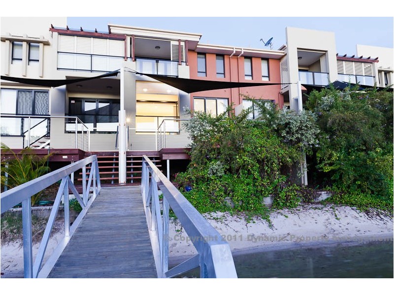 Broadbeach Waters QLD 4218