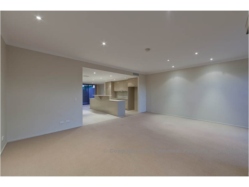 Broadbeach Waters QLD 4218