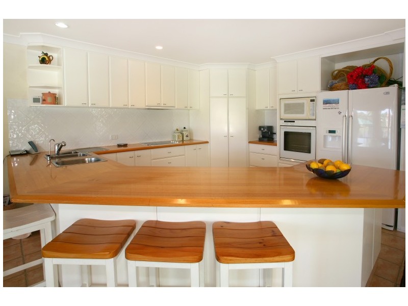 58 Bollard Circuit, Clear Island Waters QLD 4226