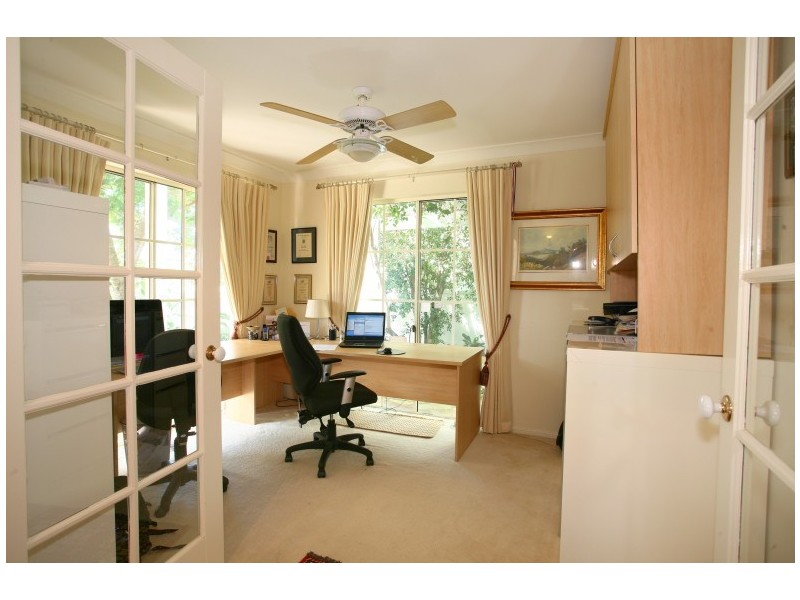 58 Bollard Circuit, Clear Island Waters QLD 4226