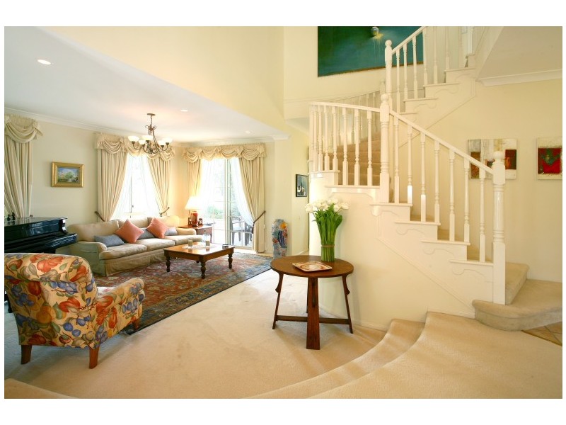 58 Bollard Circuit, Clear Island Waters QLD 4226