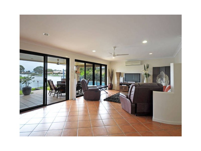Broadbeach Waters QLD 4218