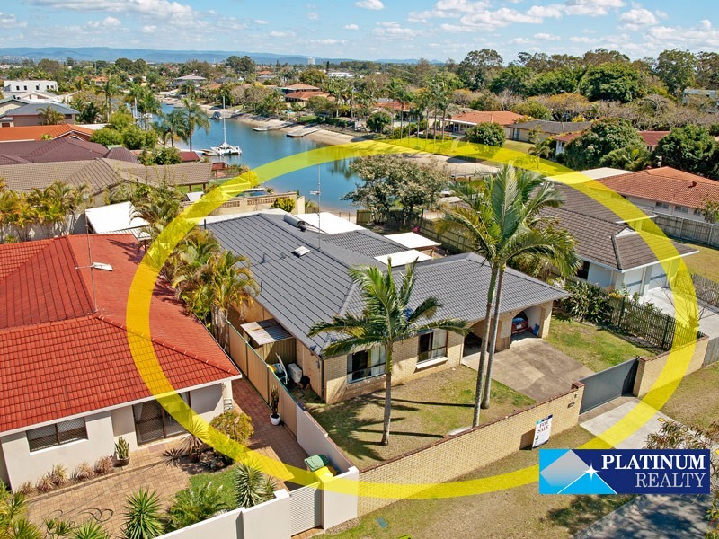 Broadbeach Waters QLD 4218