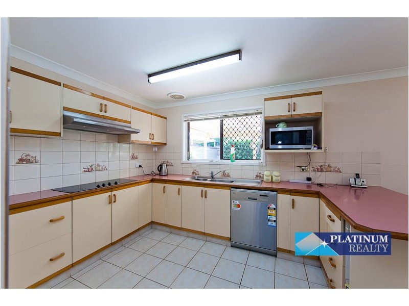 Broadbeach Waters QLD 4218