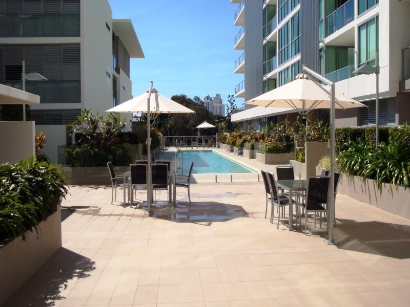 Broadbeach Waters QLD 4218