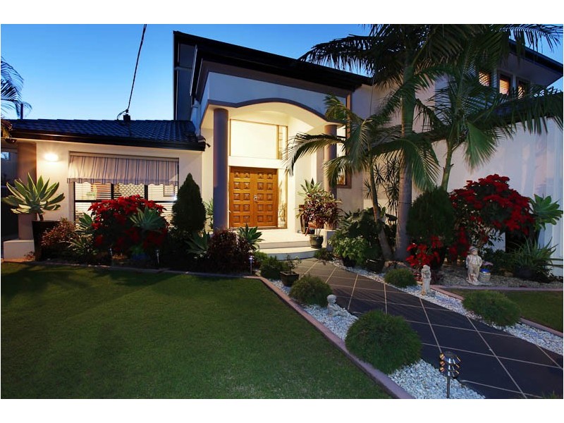 Broadbeach Waters QLD 4218