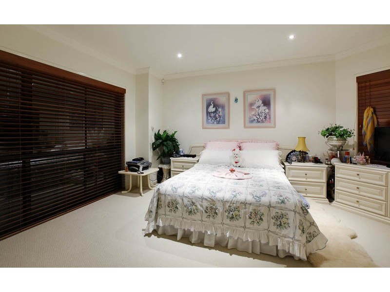 Broadbeach Waters QLD 4218