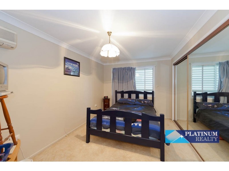 39 Rochester Drive, Mount Warren Park QLD 4207
