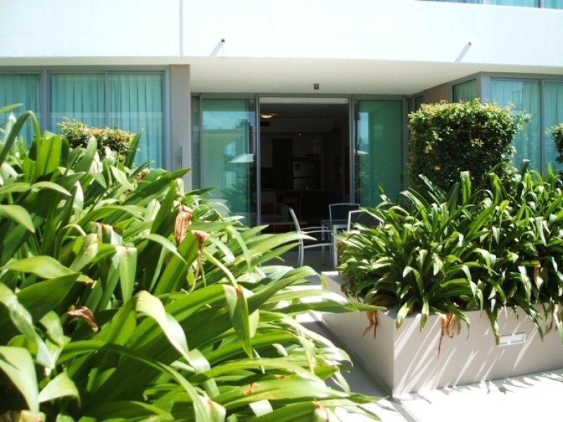 Broadbeach Waters QLD 4218