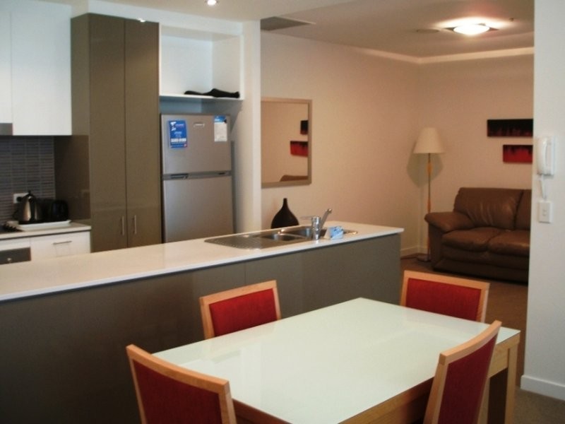 Broadbeach Waters QLD 4218