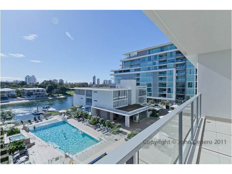 Broadbeach Waters QLD 4218