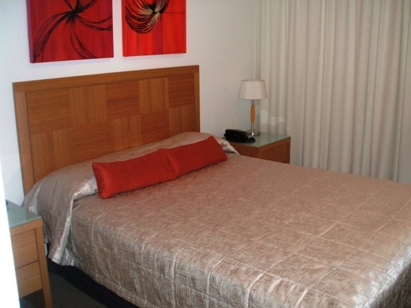 Broadbeach Waters QLD 4218