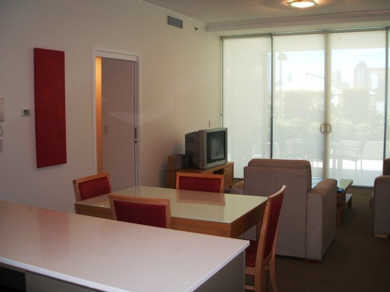 Broadbeach Waters QLD 4218