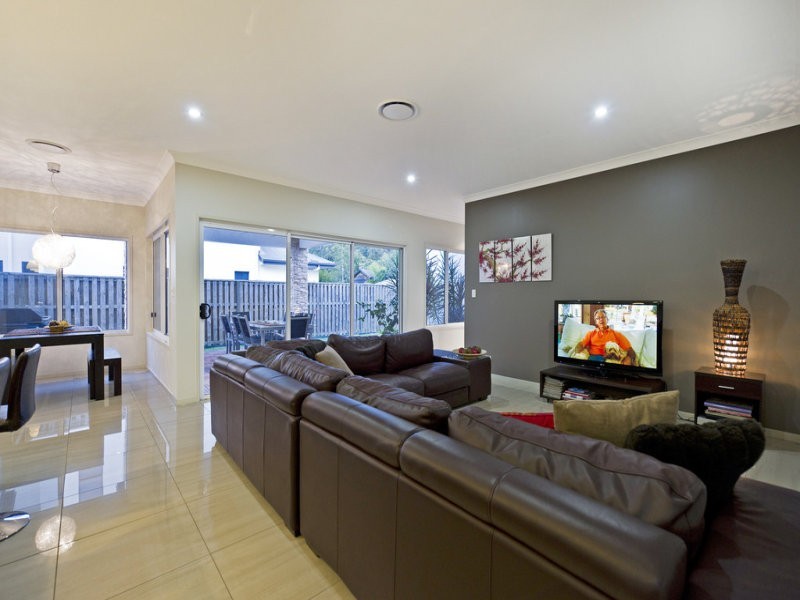 4 Elusive Road, Coomera Waters QLD 4209