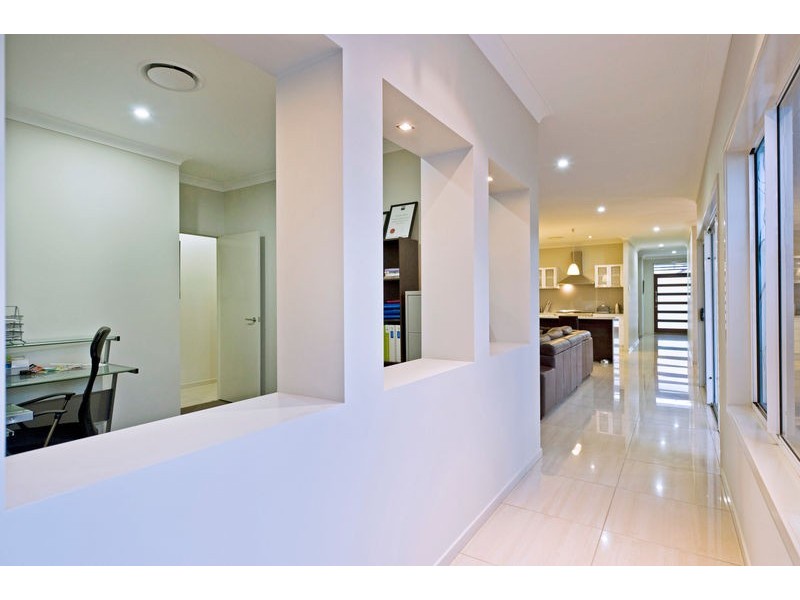 4 Elusive Road, Coomera Waters QLD 4209