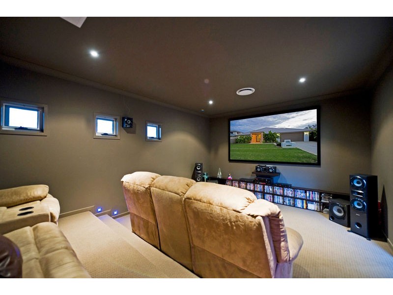 4 Elusive Road, Coomera Waters QLD 4209