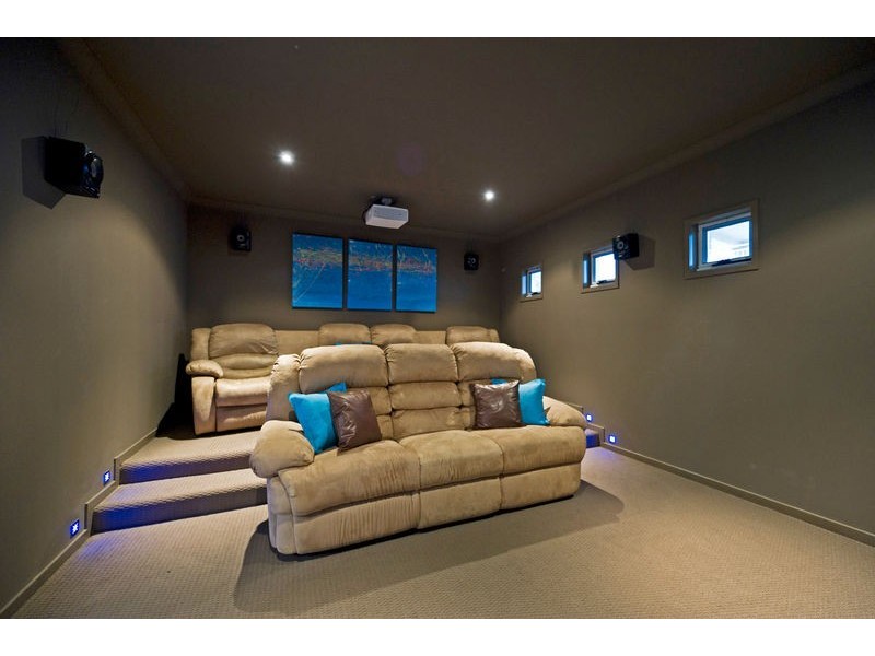 4 Elusive Road, Coomera Waters QLD 4209