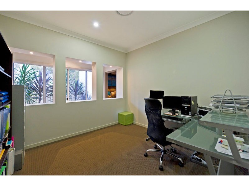 4 Elusive Road, Coomera Waters QLD 4209