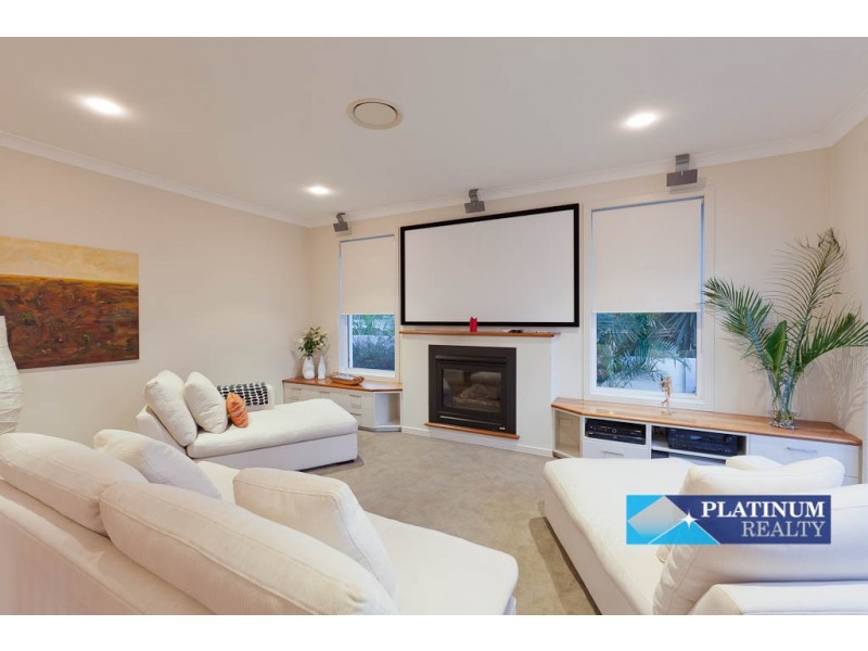 Broadbeach Waters QLD 4218