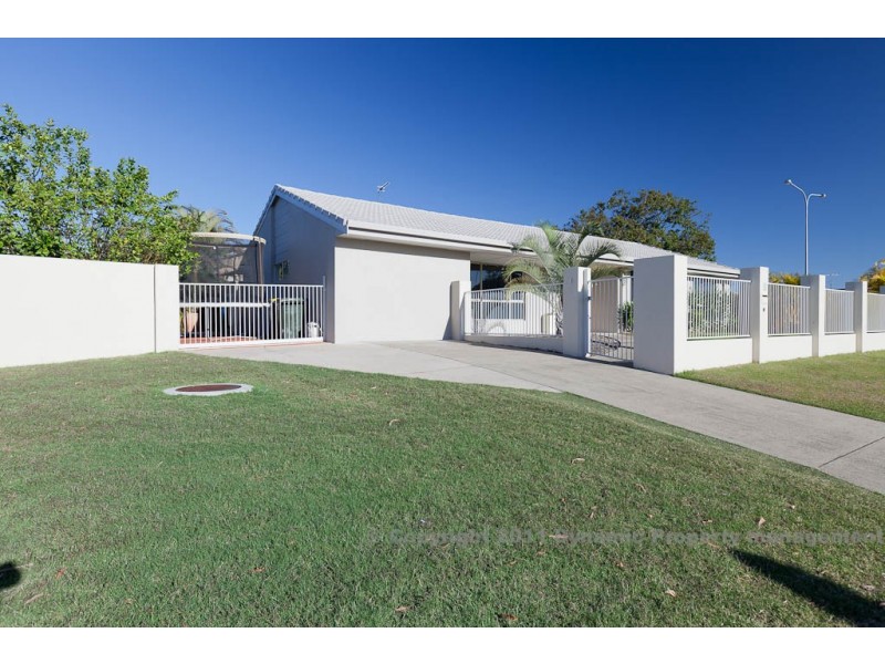 1 Intrepid Drive, Mermaid Waters QLD 4218