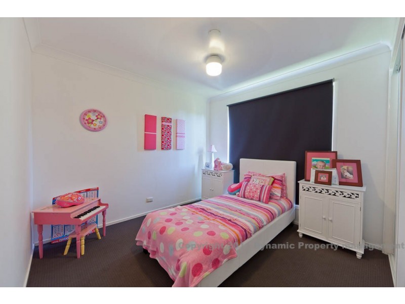 1 Intrepid Drive, Mermaid Waters QLD 4218