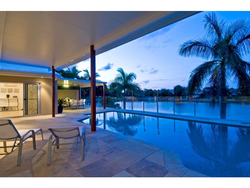 Broadbeach Waters QLD 4218