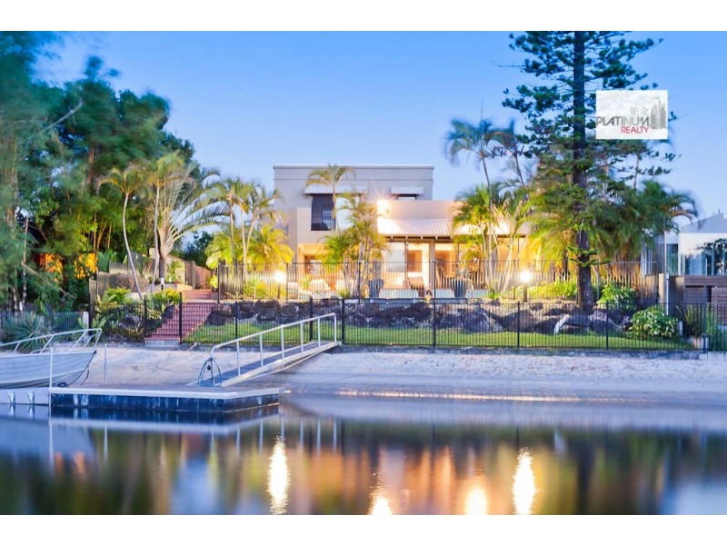 Broadbeach Waters QLD 4218