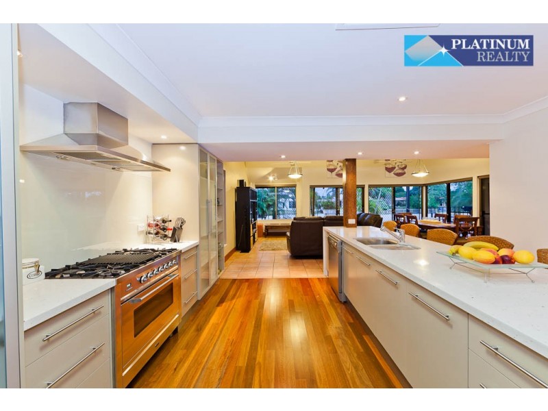 Broadbeach Waters QLD 4218