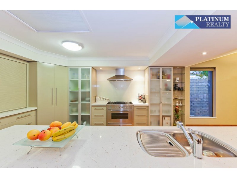 Broadbeach Waters QLD 4218